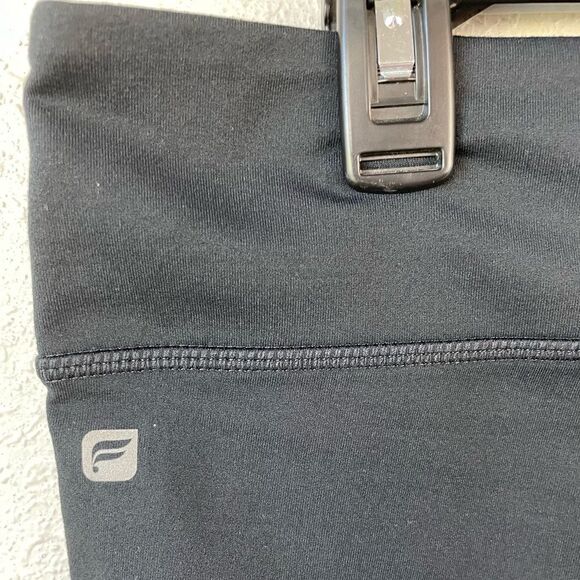 NWT Fabletics Black Cropped Athletic Leggings Size L - Picture 4 of 6
